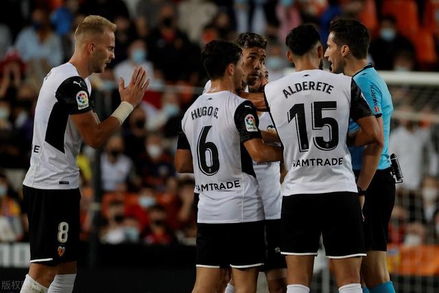 官方：小西蒙尼当选马竞2-1阿拉维斯全场最佳